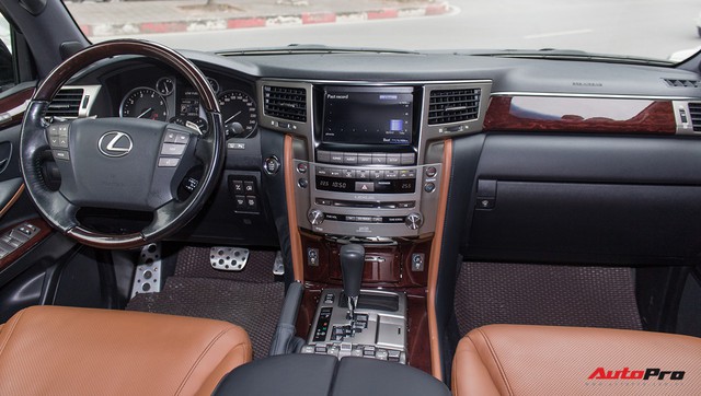 SUV hạng sang Lexus LX570 đi 2 năm bán lại giá 5,3 tỷ đồng tại Hà Nội - Ảnh 10.