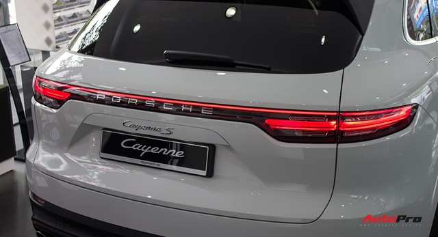 Khám phá Porsche Cayenne S 2018 thêm option, giá 7,7 tỷ đồng vừa về tới Hà Nội - Ảnh 4.