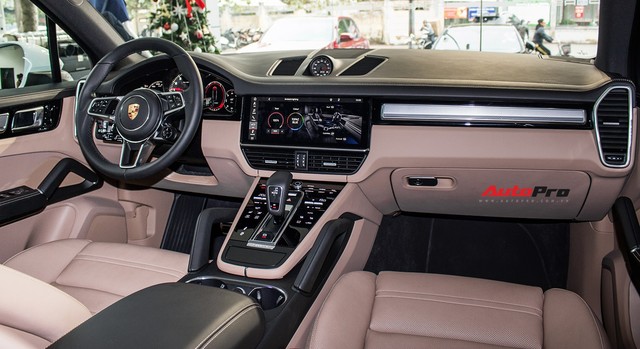 Khám phá Porsche Cayenne S 2018 thêm option, giá 7,7 tỷ đồng vừa về tới Hà Nội - Ảnh 7. Khám phá Porsche Cayenne S 2018 thêm option, giá 7,7 tỷ đồng vừa về tới Hà Nội - Ảnh 7.