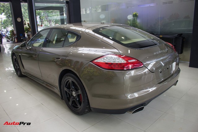 Porsche Panamera đời 2010 lăn bánh hơn 48.000 km rao bán giá 2,1 tỷ đồng - Ảnh 1.