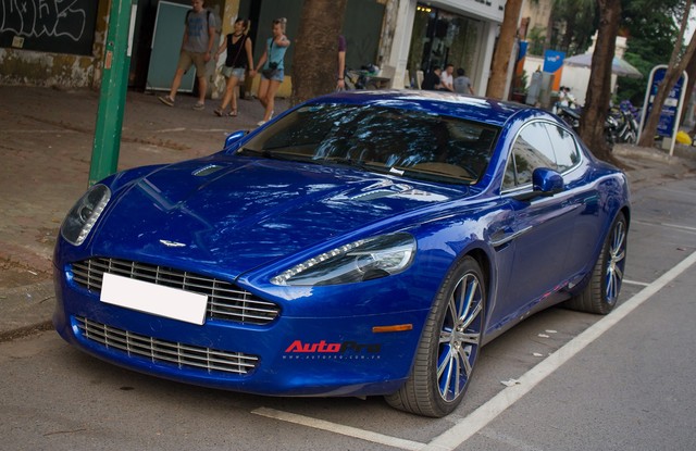 Hàng hiếm Aston Martin Rapide đổi màu tại Hà Nội - Ảnh 1.