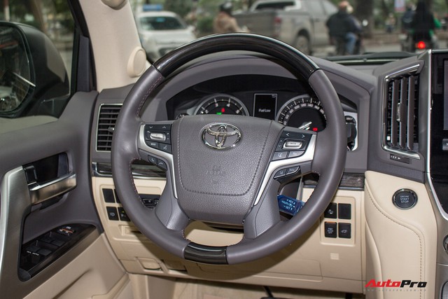 Hàng hiếm Toyota Land Cruiser từ Trung Đông giá gần 6 tỷ đồng tại Hà Nội - Ảnh 13.