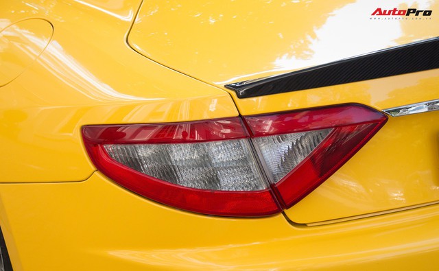 Maserati Granturismo MC SportLine biển tứ quý 9 khoe dáng trên phố Hà Nội - Ảnh 10. Maserati Granturismo MC SportLine biển tứ quý 9 khoe dáng trên phố Hà Nội - Ảnh 10.