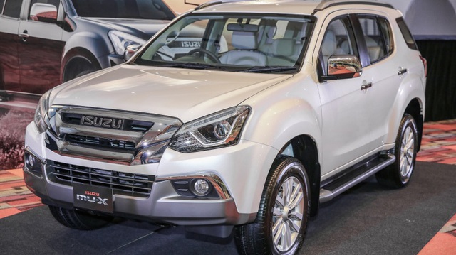 Ngắm kỹ Isuzu MU-X 2017 có thể về Việt Nam trong tương lai để cạnh tranh Toyota Fortuner