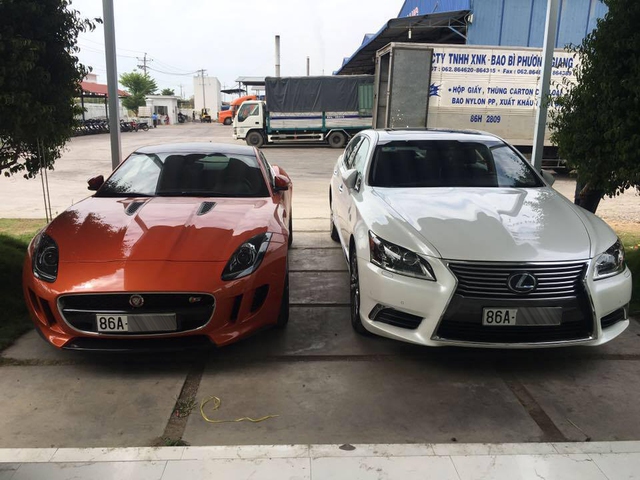 Jaguar F-Type S màu cam độc nhất Việt Nam làm dâu Bình Thuận - Ảnh 3.