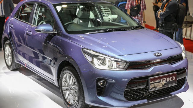 Kia Rio Hatchback 2017 cập bến Đông Nam Á với trang bị nghèo nàn