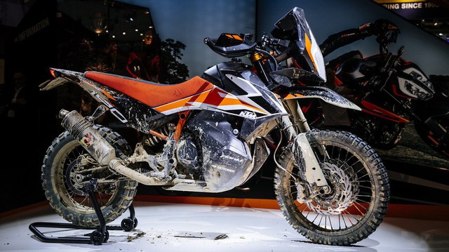 KTM 790 Adventure R - Lựa chọn mới cho người thích "lội bùn"