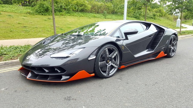 Cận cảnh siêu phẩm Lamborghini Centenario đầu tiên đặt chân đến Anh - Ảnh 4.