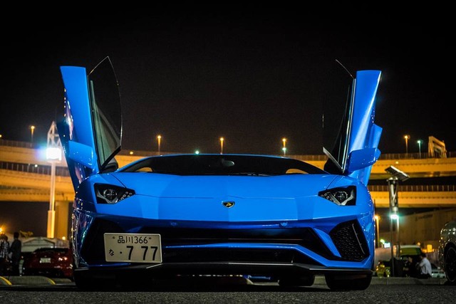 Vẻ đẹp siêu xe Lamborghini Aventador S LP740-4 màu xanh Lemans tại Nhật Bản - Ảnh 15.