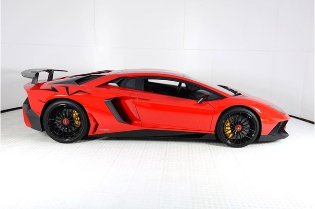 Vẻ đẹp siêu xe hàng hiếm Lamborghini Aventador SV đỏ rực rao bán 12,7 tỷ Đồng - Ảnh 4.