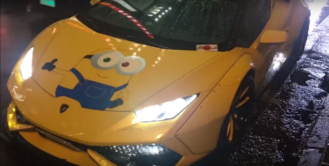 Video: Dàn siêu bò Lamborghini hoá trang Halloween gây xôn xao đường phố - Ảnh 2.