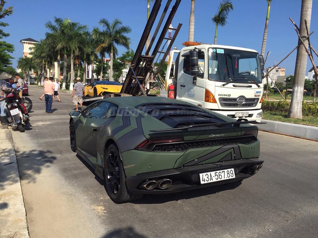 Cặp đôi Lamborghini Huracan độ khủng, biển VIP, đọ dáng cùng nhau tại Đà Nẵng - Ảnh 5.