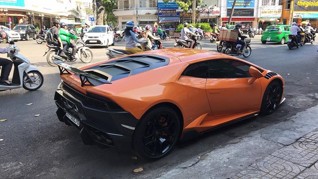 Lamborghini Huracan độ Novara Edizione độc nhất Việt Nam tiếp tục được làm đẹp - Ảnh 12.