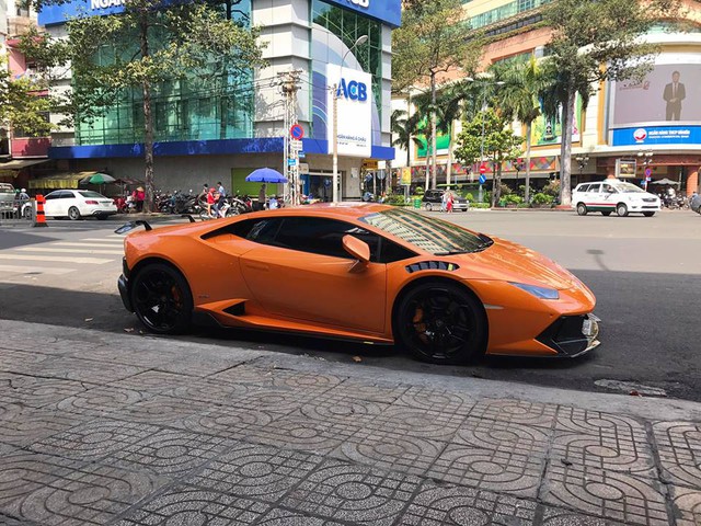 Siêu phẩm Lamborghini Huracan độ Novara đầu tiên tại Việt Nam xuất xưởng - Ảnh 3.