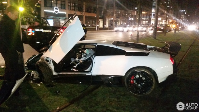 Lamborghini Murcielago LP640 độ DMC gặp nạn tại Hà Lan - Ảnh 2.