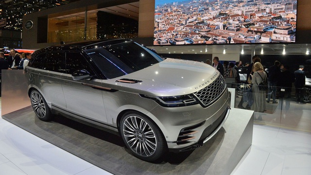 Chi tiết phiên bản đặc biệt đầu tiên của SUV hạng sang Range Rover Velar