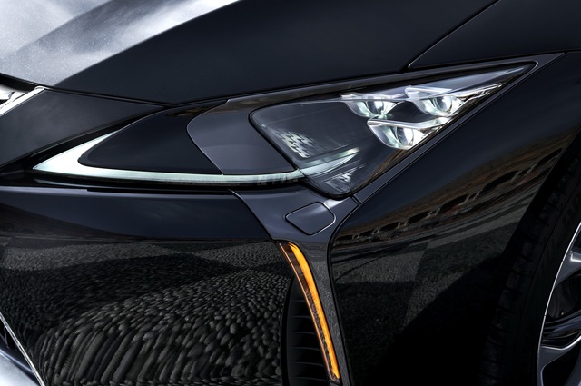 Xe sang Lexus LC Coupe 2018 được chốt giá từ 2,1 tỷ Đồng - Ảnh 7.