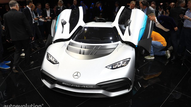 Chưa được phát triển xong, "cực phẩm" Mercedes-AMG Project One đã "đội giá" trên thị trường