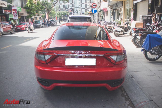 “Hàng độc” Maserati GranTurismo Sport màu đỏ trên phố Sài Gòn - Ảnh 10.