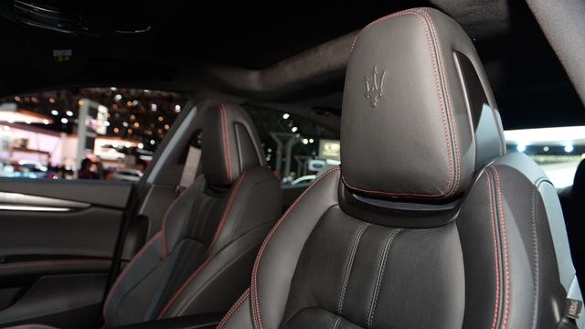 Maserati trình làng phiên bản giới hạn của Ghibli, giá từ 1,7 tỷ Đồng - Ảnh 8.