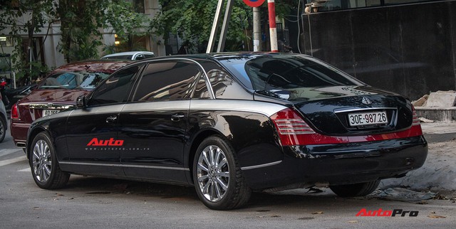 Xe siêu sang Maybach 62 trong lô xe nhập lậu năm 2013 tái xuất tại Hà Nội - Ảnh 10.