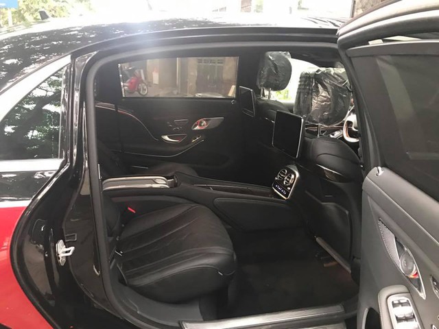 Choáng với ngoại thất chiếc xe siêu sang Mercedes-Maybach S500 tại Hà thành - Ảnh 8.