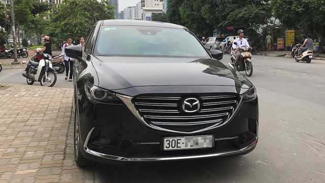 Crossover tiền tỷ Mazda CX-9 2017 đầu tiên ra biển trắng tại Việt Nam