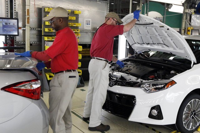 Toyota bắt tay Mazda, lập liên minh sản xuất xe tại Mỹ - Ảnh 1.