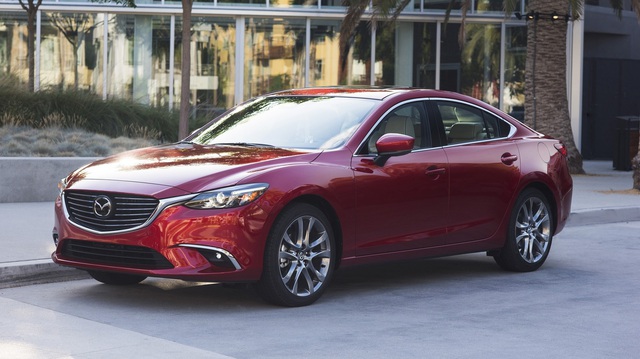 Toyota Camry và Honda Accord lần lượt sang thế hệ mới, Mazda vội bổ sung phiên bản 2017.5 cho Mazda6