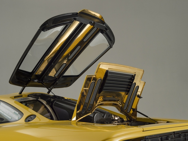 McLaren F1 siêu hiếm, khoang động cơ dát vàng đang được rao bán - Ảnh 8. McLaren F1 siêu hiếm, khoang động cơ dát vàng đang được rao bán - Ảnh 8.