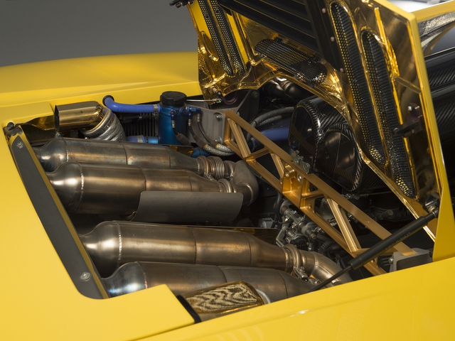 McLaren F1 siêu hiếm, khoang động cơ dát vàng đang được rao bán - Ảnh 18. McLaren F1 siêu hiếm, khoang động cơ dát vàng đang được rao bán - Ảnh 18.