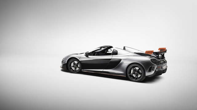 Vén màn cặp đôi siêu xe McLaren MSO R Coupe và Spider thửa riêng cho một đại gia - Ảnh 4. Vén màn cặp đôi siêu xe McLaren MSO R Coupe và Spider thửa riêng cho một đại gia - Ảnh 4.