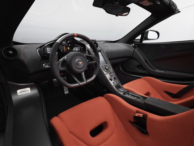 Vén màn cặp đôi siêu xe McLaren MSO R Coupe và Spider thửa riêng cho một đại gia - Ảnh 10. Vén màn cặp đôi siêu xe McLaren MSO R Coupe và Spider thửa riêng cho một đại gia - Ảnh 10.