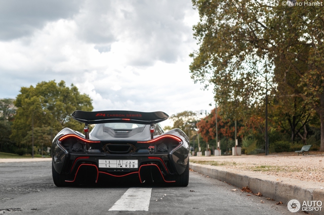Siêu xe cực hiếm và cực đắt McLaren P1 Carbon Series của tỉ phú Ả Rập xuất hiện tại Pháp  - Ảnh 2.
