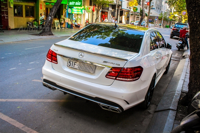 Chạm mặt hàng hiếm Mercedes Benz E63 AMG S-Model 7 tỷ Đồng tại Việt Nam - Ảnh 12.