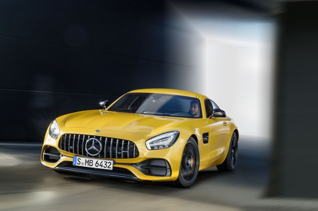 Xe thể thao hạng sang Mercedes-AMG GT C Coupe 2018 chính thức ra mắt - Ảnh 1.