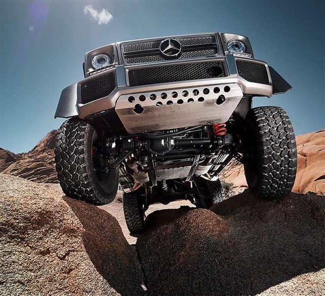 Đại gia Campuchia tậu quái vật 6 bánh Mercedes-Benz G63 AMG 6x6 - Ảnh 6.