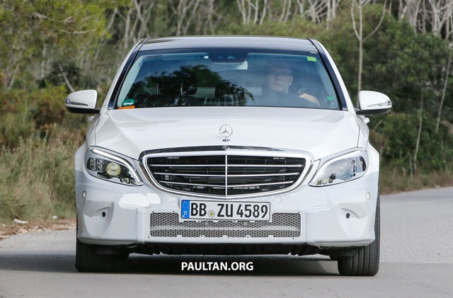 Mercedes-Benz C-Class bản nâng cấp mới lộ diện - Ảnh 1.