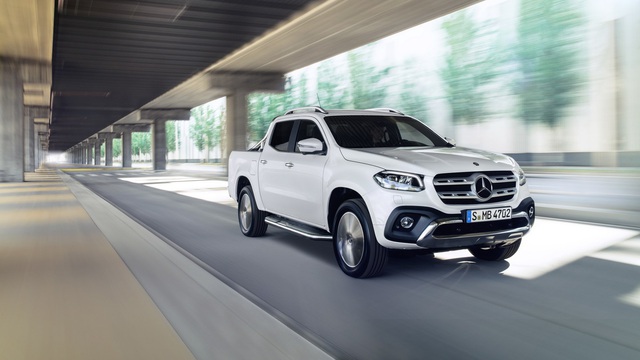 Xe bán tải hạng sang Mercedes-Benz X-Class 2018 trình làng, giá gần 1 tỷ Đồng