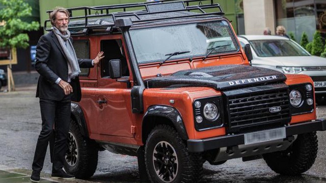 Tỷ phú Anh muốn "hồi sinh" xe việt dã huyền thoại Land Rover Defender