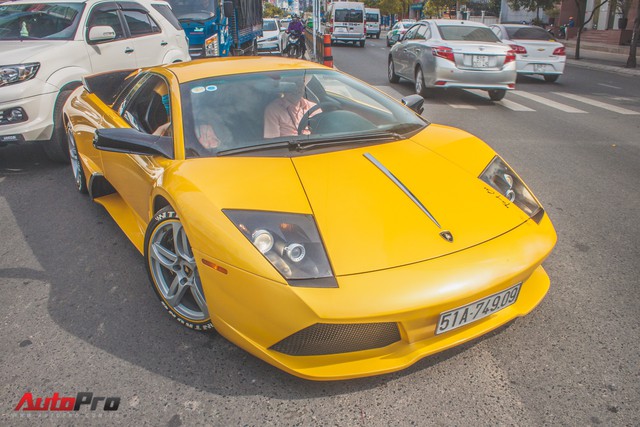 Lamborghini Murcielago màu vàng độc nhất Việt Nam tái xuất sau một năm vắng bóng - Ảnh 13.
