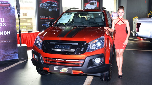 Isuzu D-Max Type Z 2017, đối thủ của Ford Ranger, có gì hot?