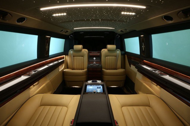 Nội thất như Rolls-Royce của xe gia đình Mercedes-Benz V-Class Elegance Edition - Ảnh 2.