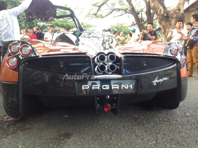 Thần gió Pagani Huayra 78 tỷ Đồng của Minh Nhựa đi đăng ký biển số - Ảnh 5.