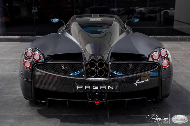 Đại lý Mỹ rao bán 2 siêu phẩm Pagani Huayra hàng hiếm - Ảnh 4. Đại lý Mỹ rao bán 2 siêu phẩm Pagani Huayra hàng hiếm - Ảnh 4.