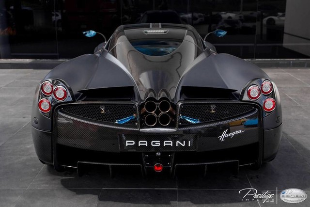 Đại lý Mỹ rao bán 2 siêu phẩm Pagani Huayra hàng hiếm - Ảnh 4.