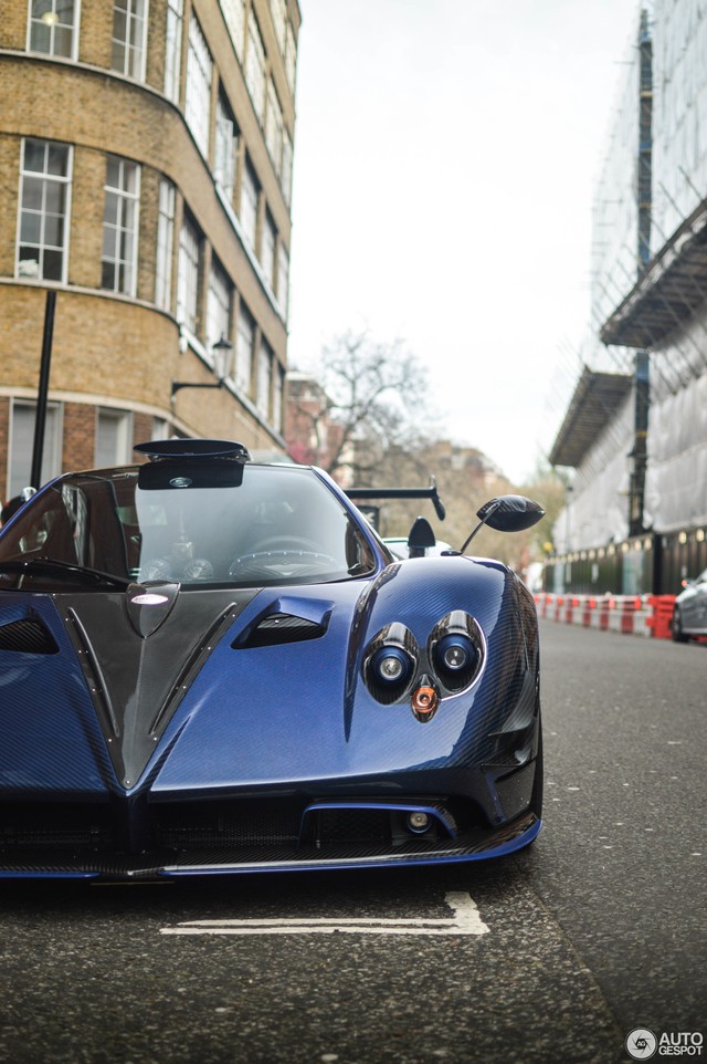 Siêu phẩm Pagani Zonda thửa riêng của ông chủ đại lý Bugatti tái xuất - Ảnh 2.