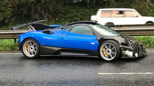 Pagani Zonda PS 760 của đại gia ngành phụ kiện máy bay gặp nạn, mất một phần đầu xe