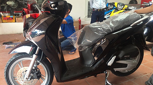 Giá xe máy Honda, Yamaha sau Tết giảm mạnh