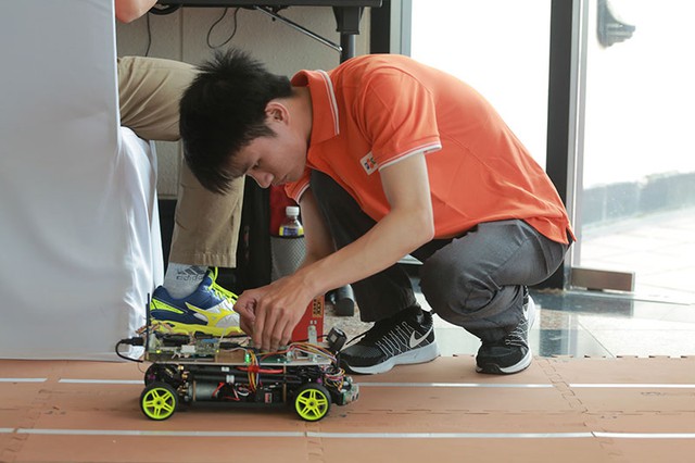 Chủ tịch FPT Software Hoàng Nam Tiến: Tháng 10, FPT sẽ giới thiệu xe tự lái - Ảnh 2.